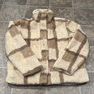Cozy Plaid Teddy Jacket - Cream and Brown